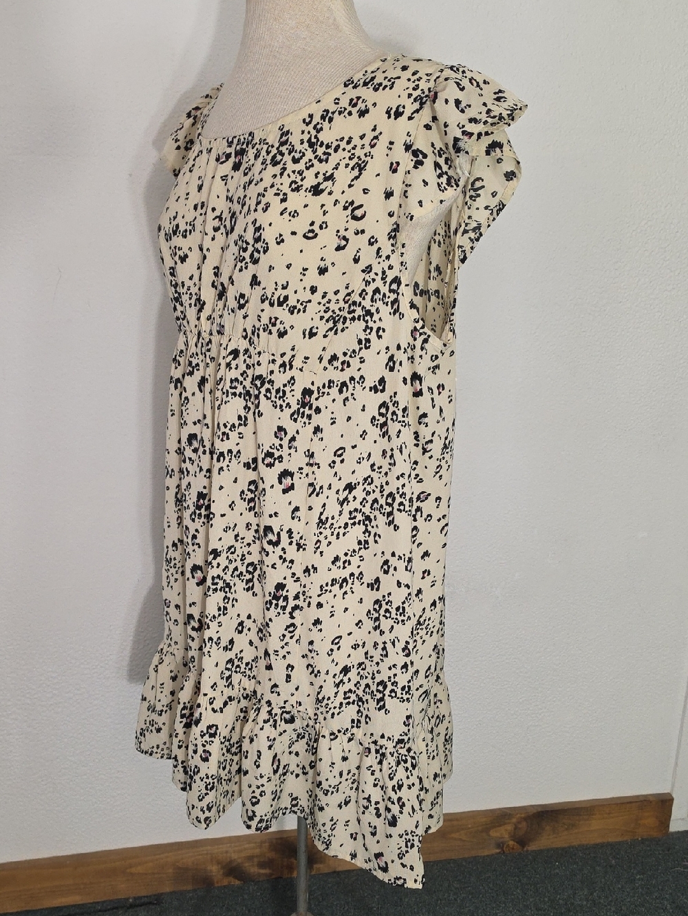 Umgee Dress Cream Leopard-Print Flutter-Cap Sleeve Dress Cream Size L - Picture 14 of 16